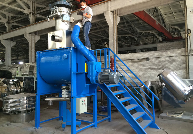 鋰電池混合機怎么選